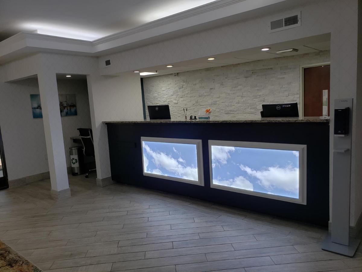 Quality Inn & Suites Clemmons I-40 Zewnętrze zdjęcie
