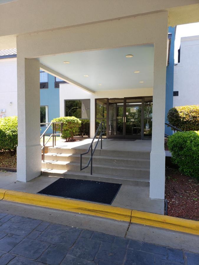 Quality Inn & Suites Clemmons I-40 Zewnętrze zdjęcie