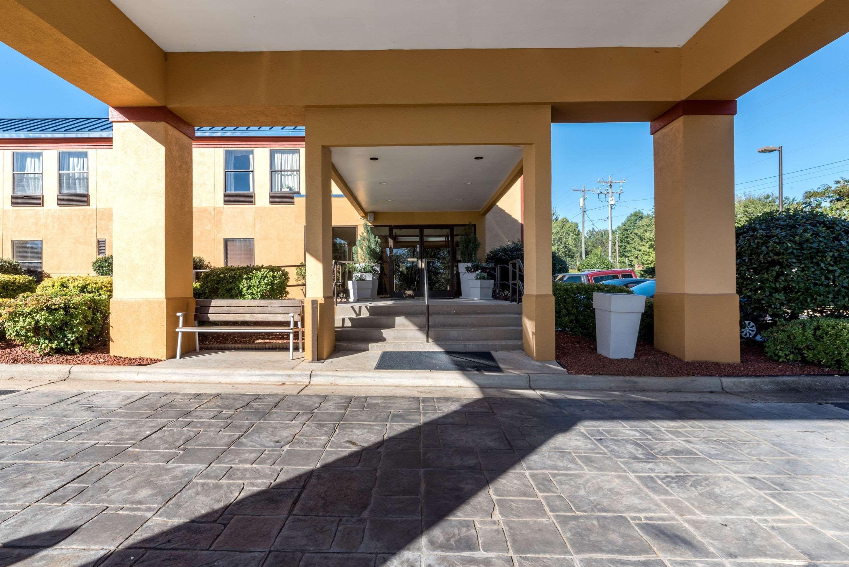 Quality Inn & Suites Clemmons I-40 Zewnętrze zdjęcie
