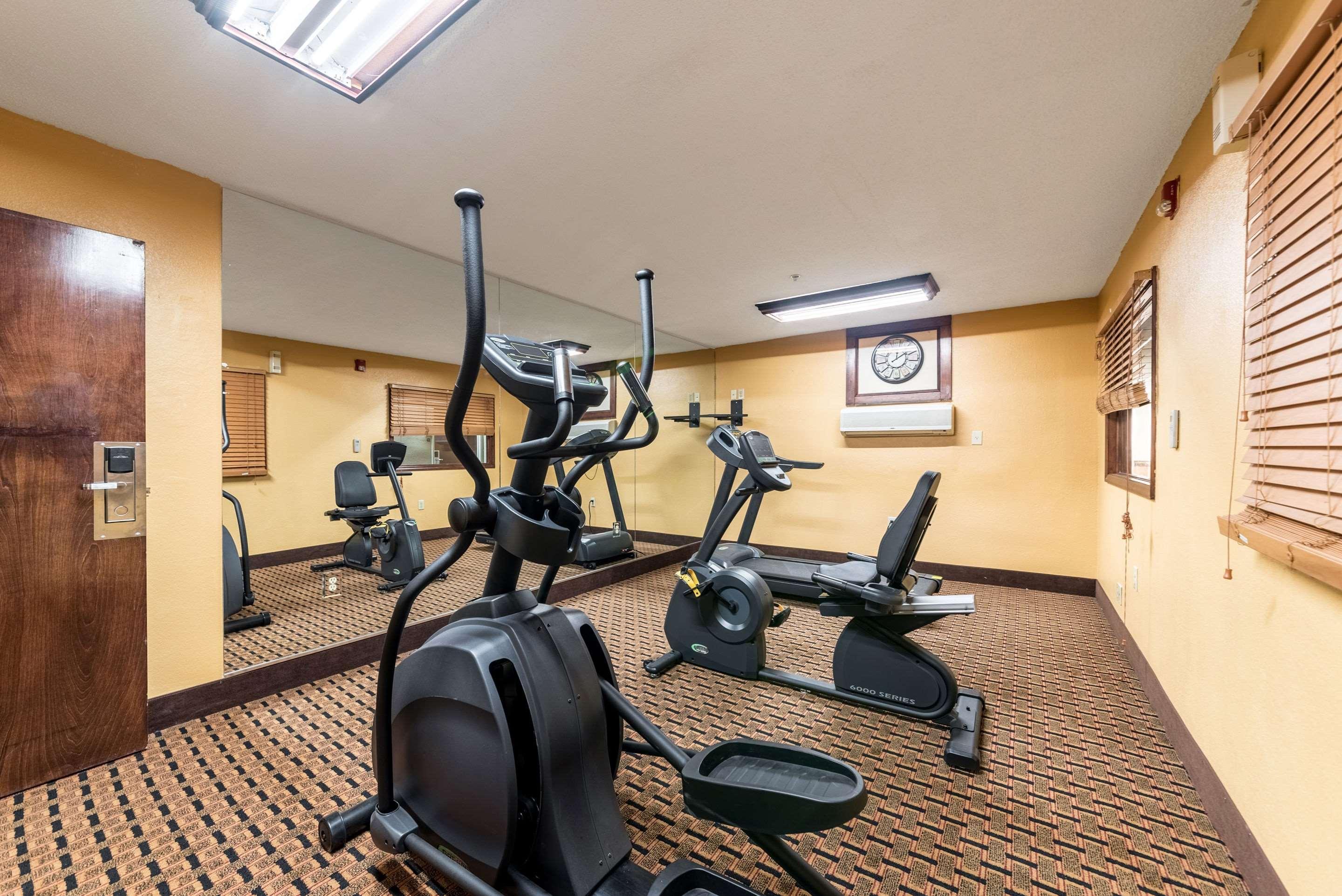 Quality Inn & Suites Clemmons I-40 Zewnętrze zdjęcie