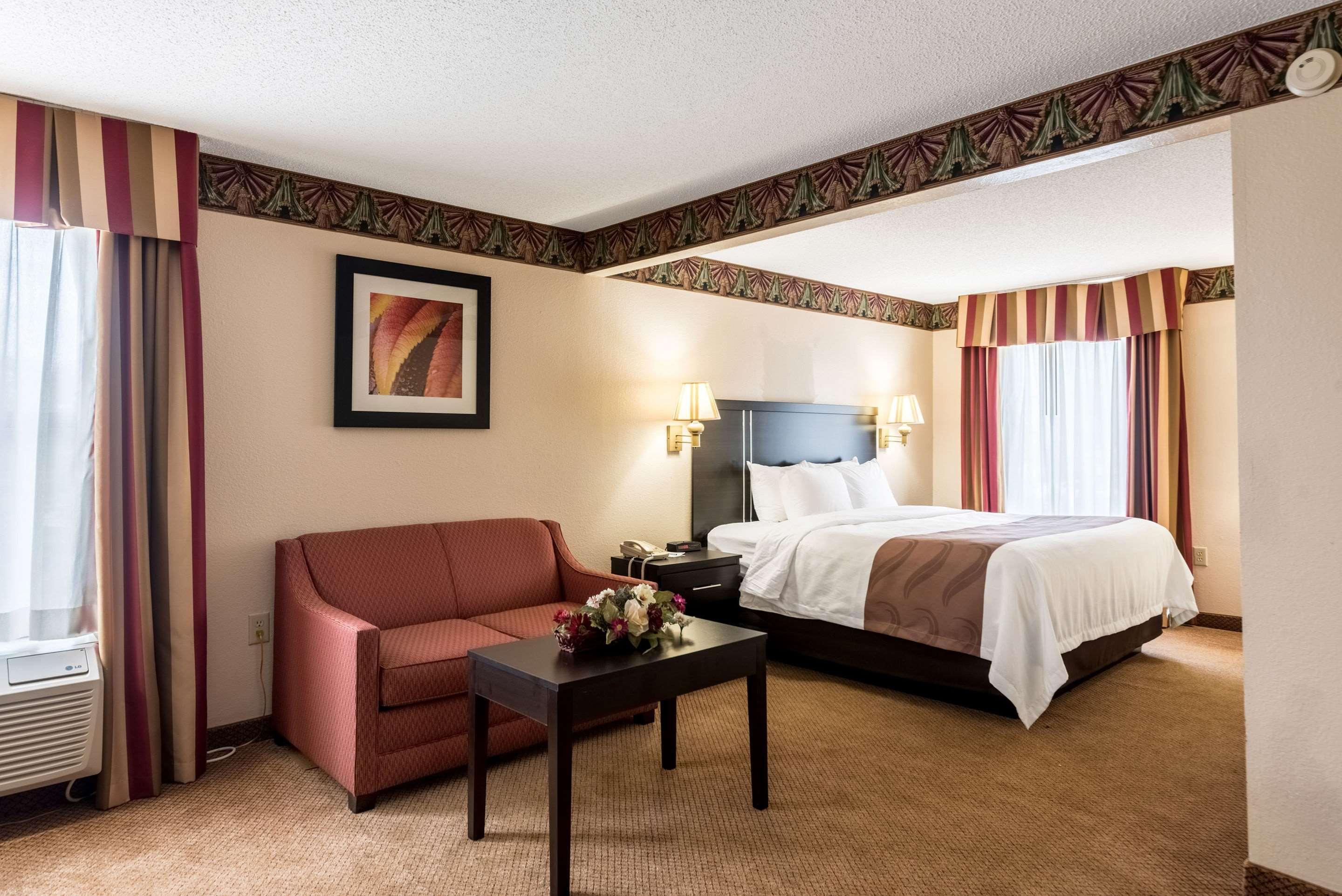 Quality Inn & Suites Clemmons I-40 Zewnętrze zdjęcie