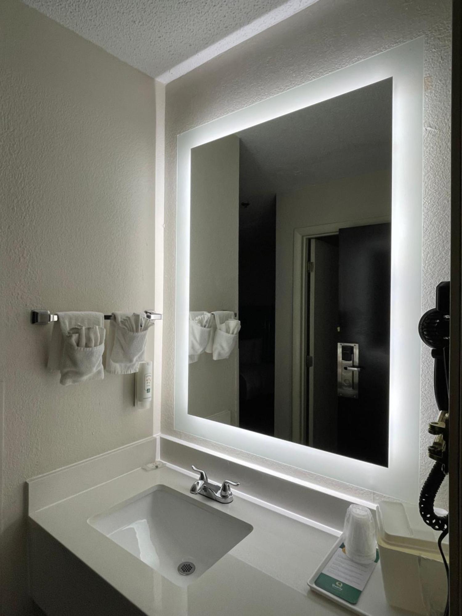 Quality Inn & Suites Clemmons I-40 Zewnętrze zdjęcie